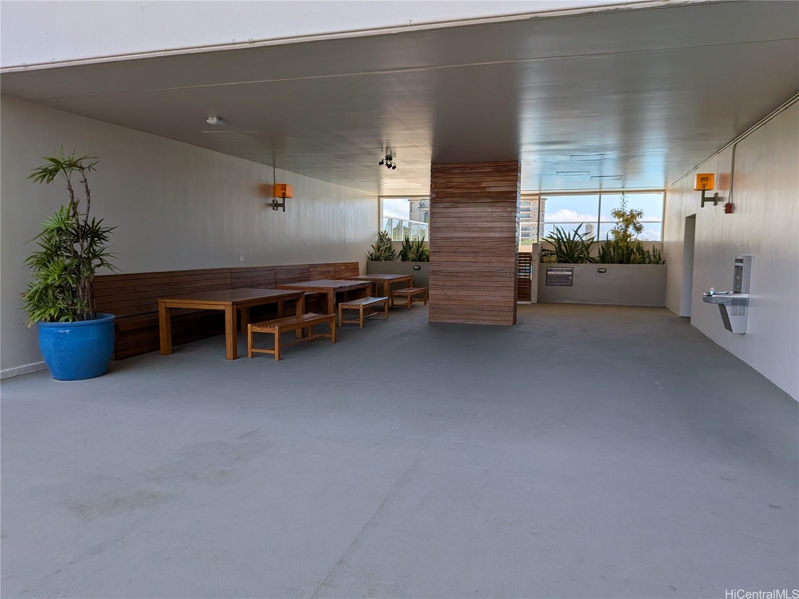 Banyan Tree Plaza condo # 1206, Honolulu, Hawaii - photo 20 of 21