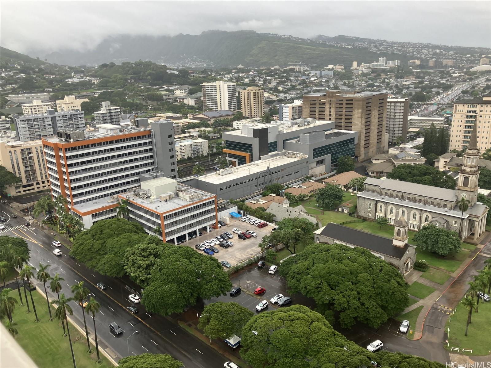 Banyan Tree Plaza condo # 2903, Honolulu, Hawaii - photo 13 of 20
