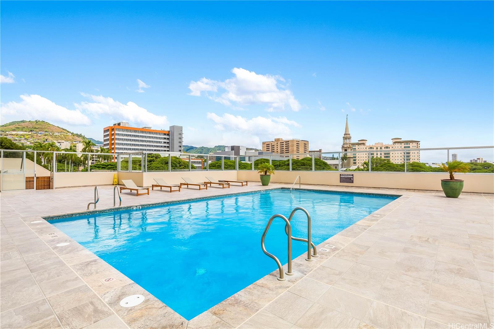 Banyan Tree Plaza condo # 3106, Honolulu, Hawaii - photo 22 of 25