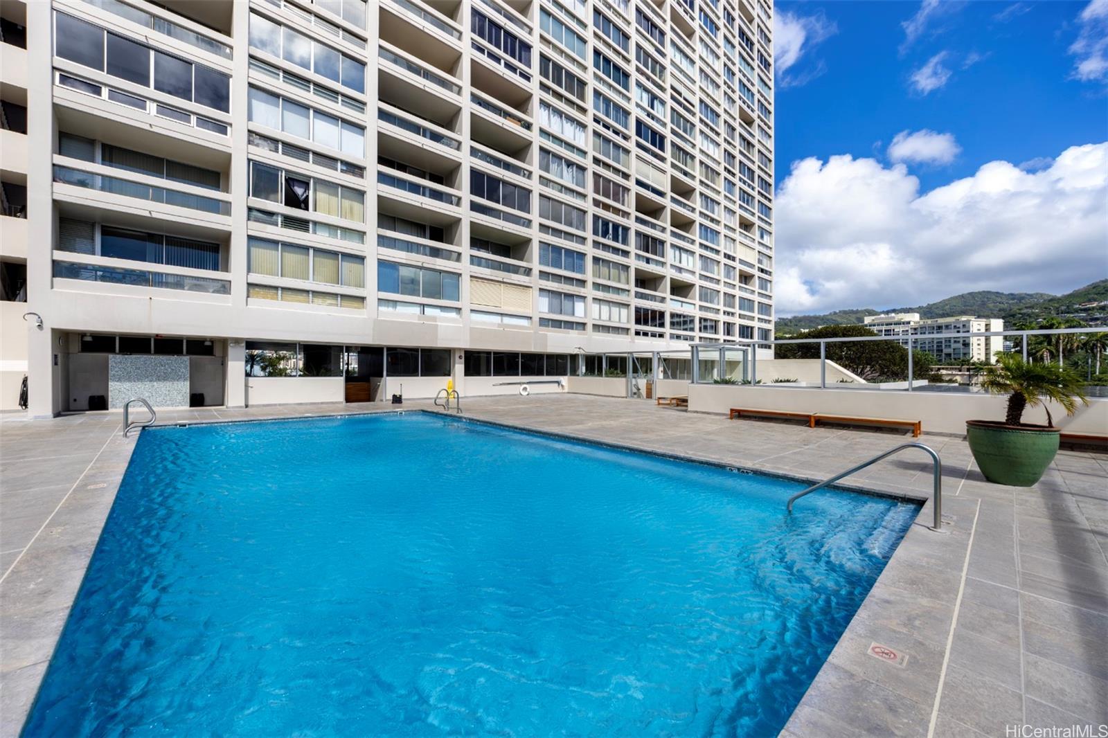 Banyan Tree Plaza condo # 3301, Honolulu, Hawaii - photo 22 of 25