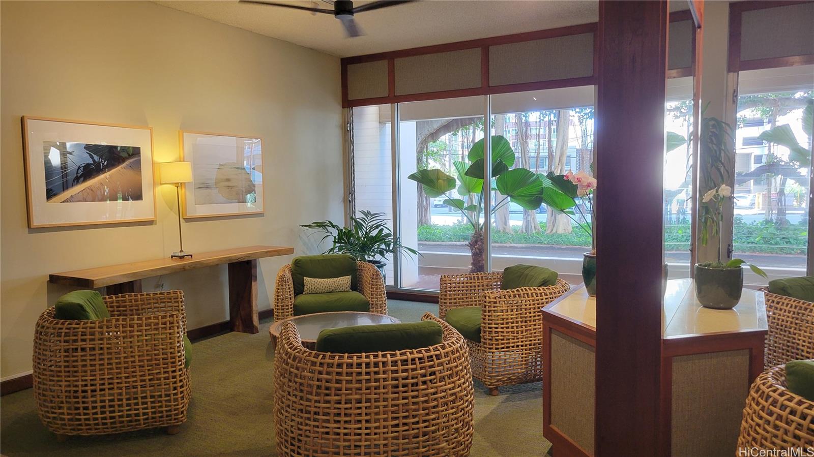 Banyan Tree Plaza condo # 701, Honolulu, Hawaii - photo 10 of 19