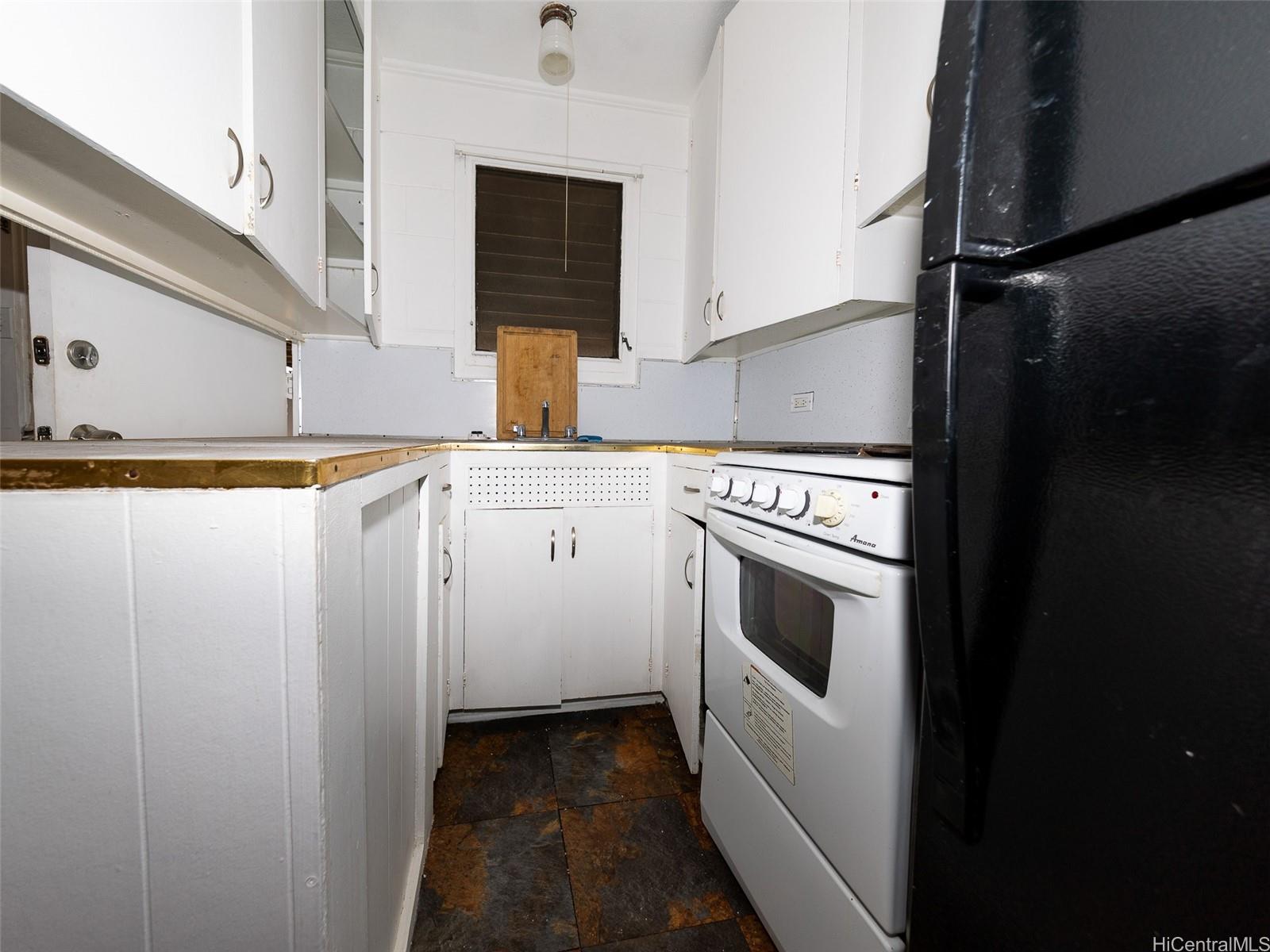 1213 Matlock Ave Honolulu - Multi-family - photo 9 of 25