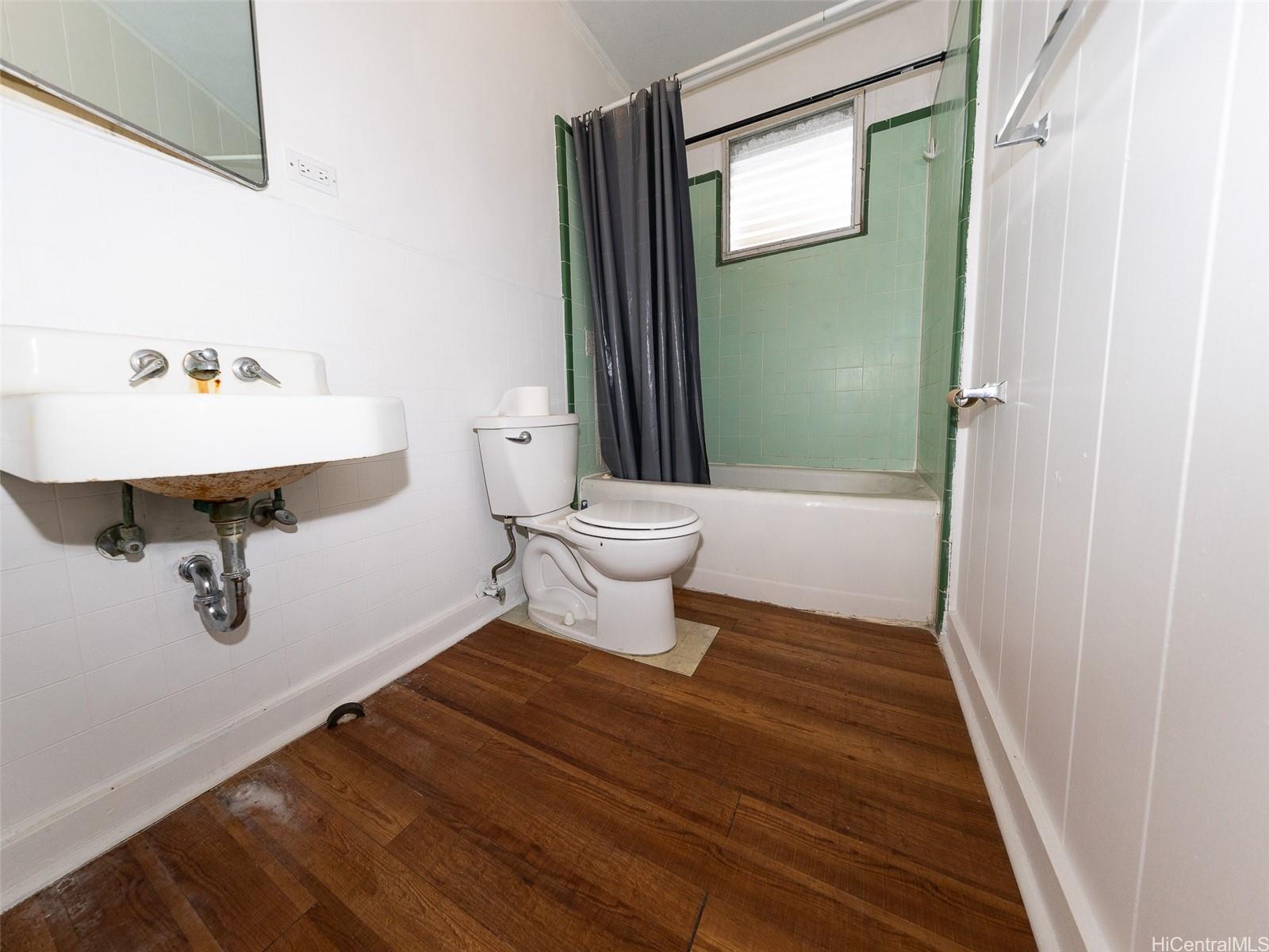 1213 Matlock Ave Honolulu - Multi-family - photo 10 of 25