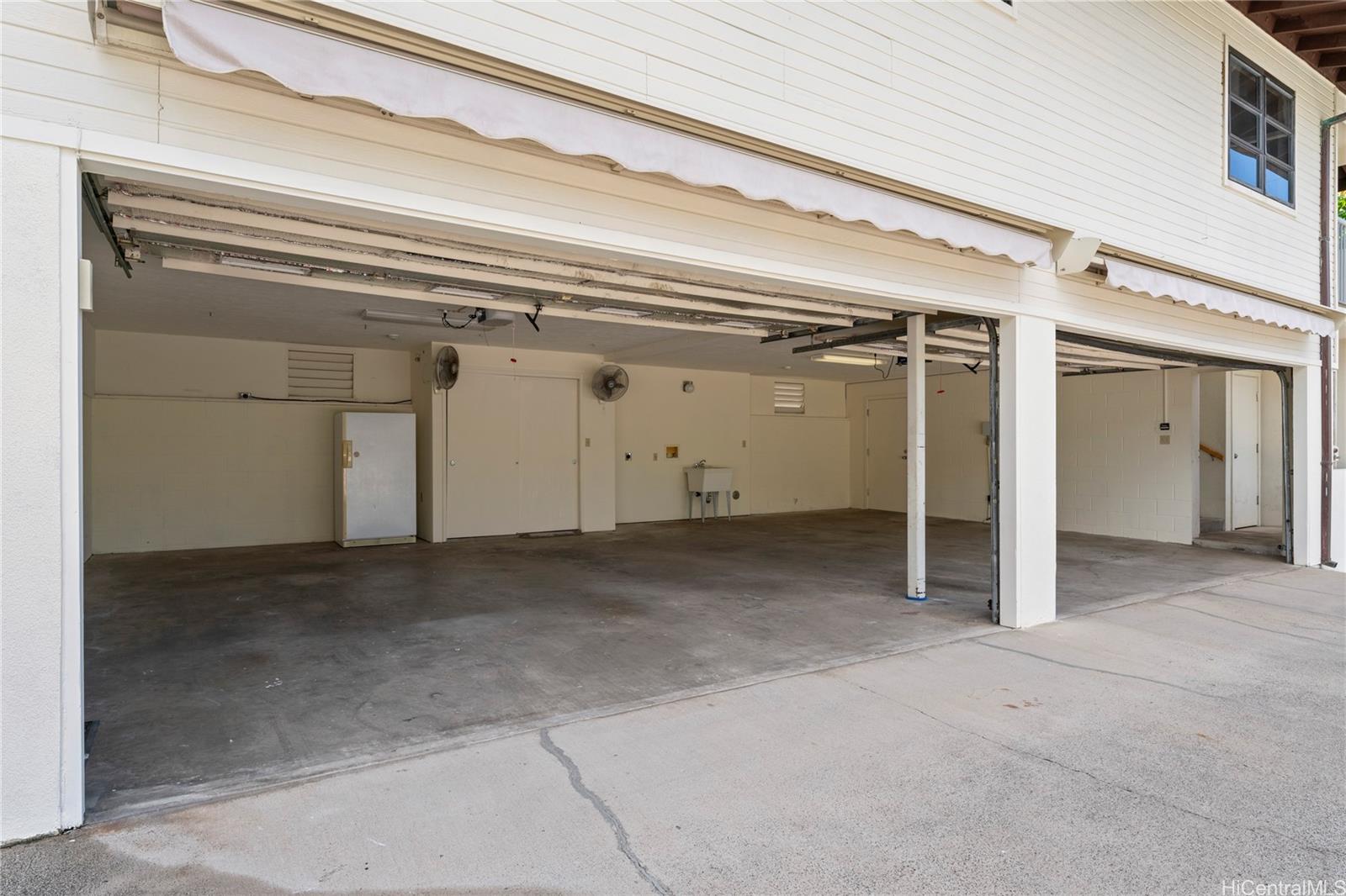 1214  Nehoa Street Makiki Heights, Honolulu home - photo 18 of 24