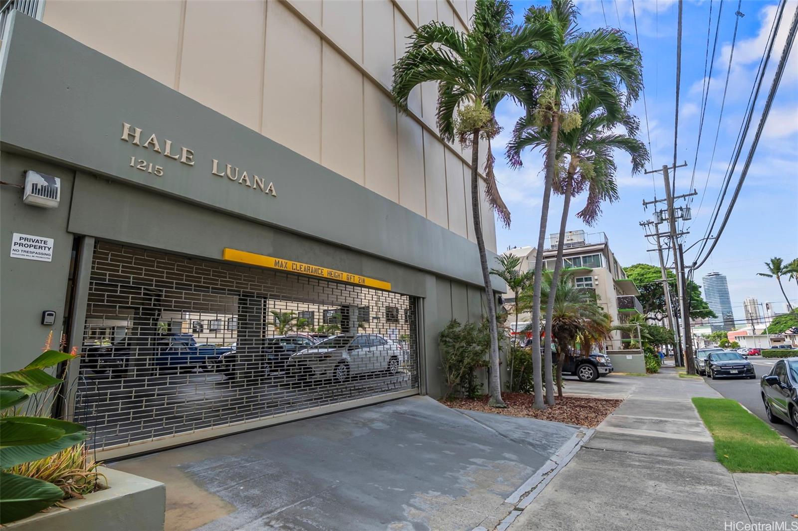 HALE LUANA condo # 204, Honolulu, Hawaii - photo 16 of 19