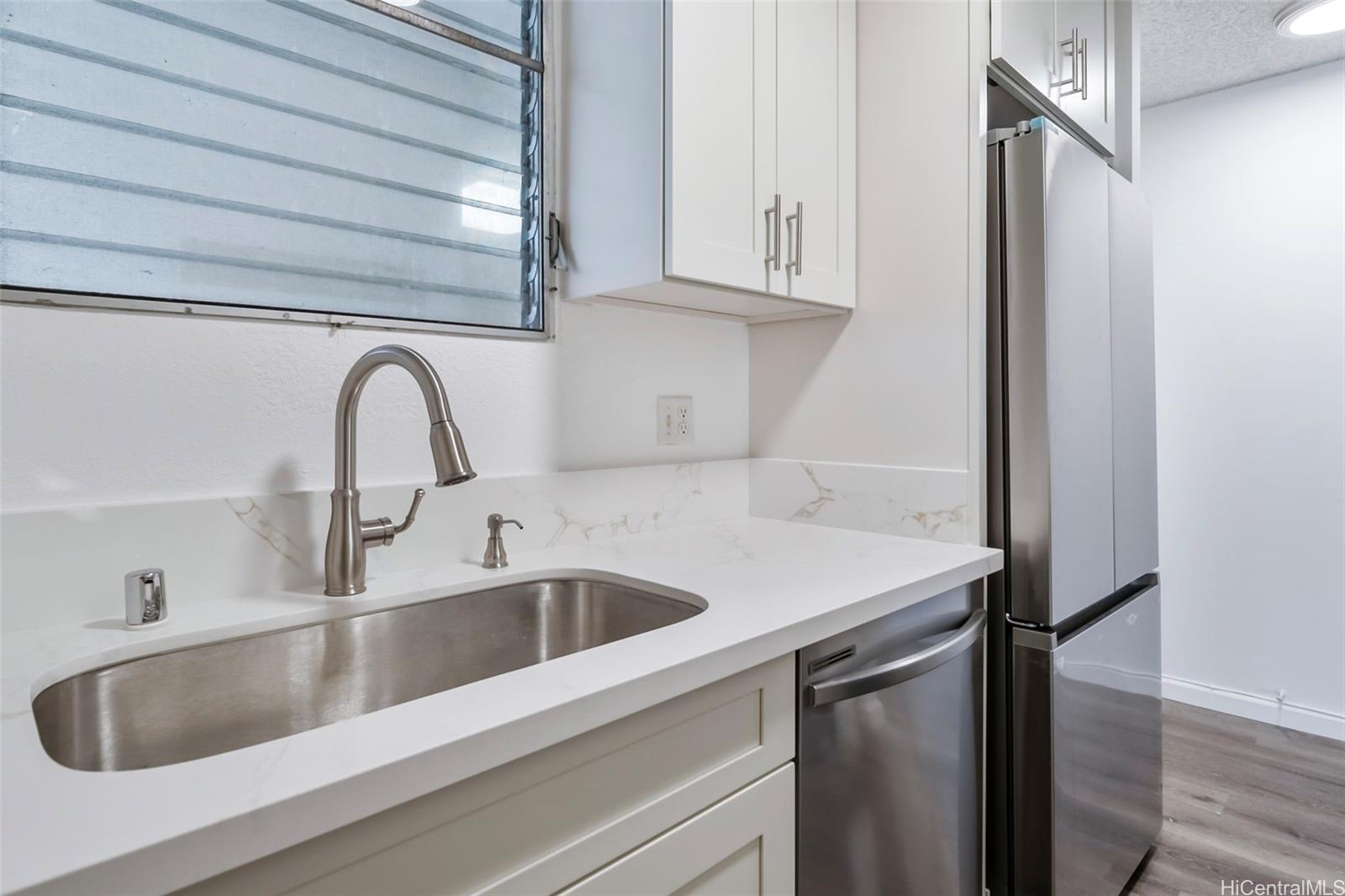 HALE LUANA condo # 204, Honolulu, Hawaii - photo 4 of 19