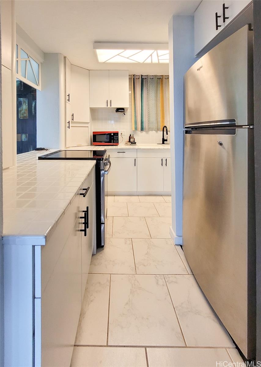 1215 Alexander St Honolulu - Rental - photo 8 of 13