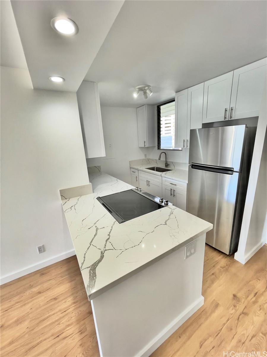 Hale Luana condo # 601, Honolulu, Hawaii - photo 2 of 11