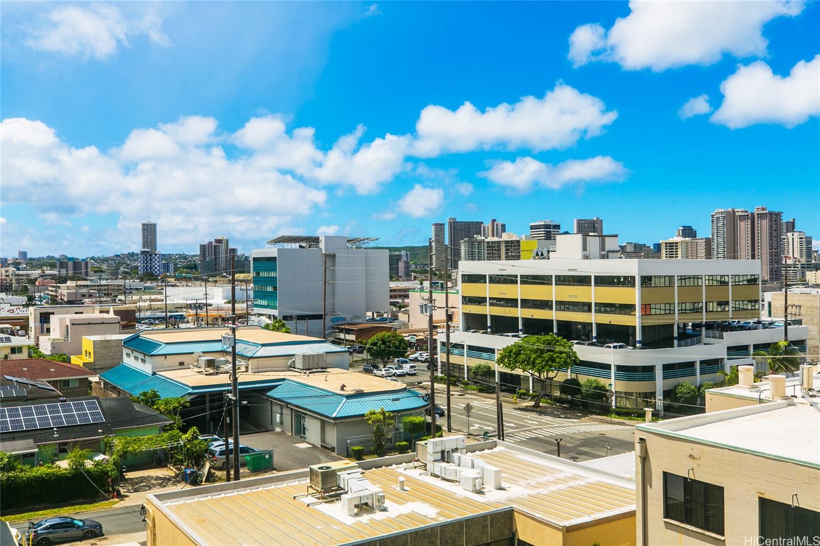 Hale Luana condo # 606, Honolulu, Hawaii - photo 23 of 25