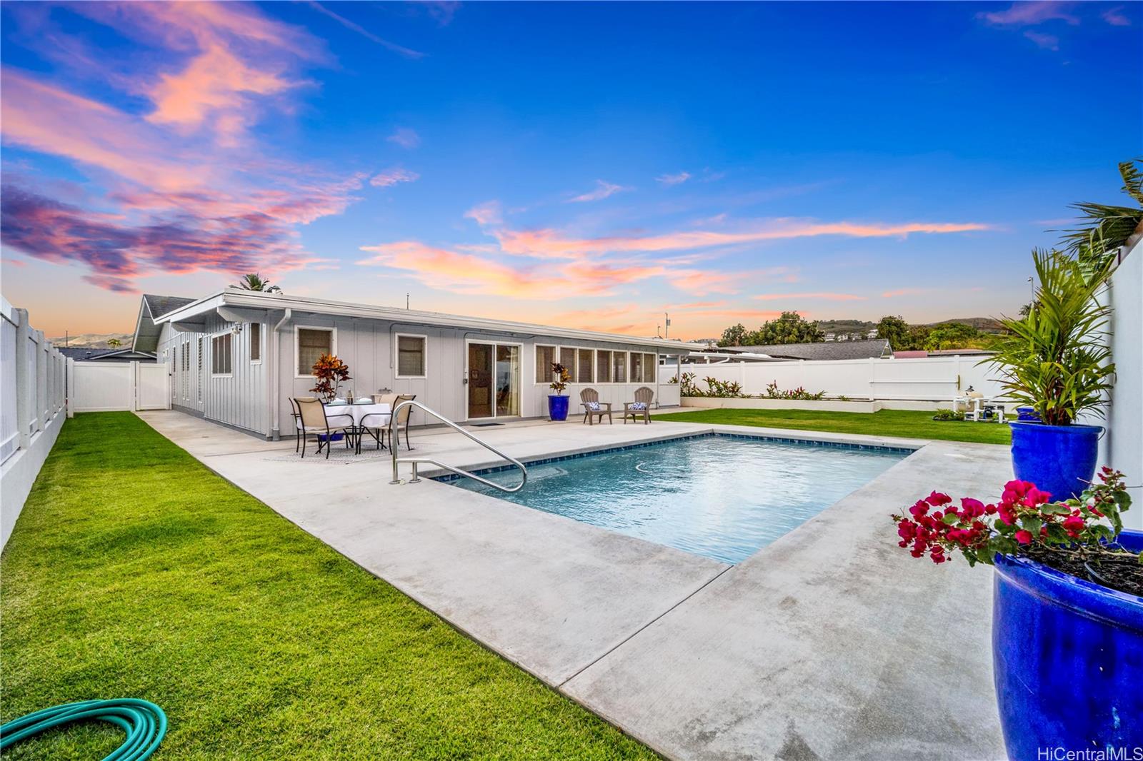 1216 Akamai Street , Kailua Hawaii House for sale Enchanted Lake Kailua