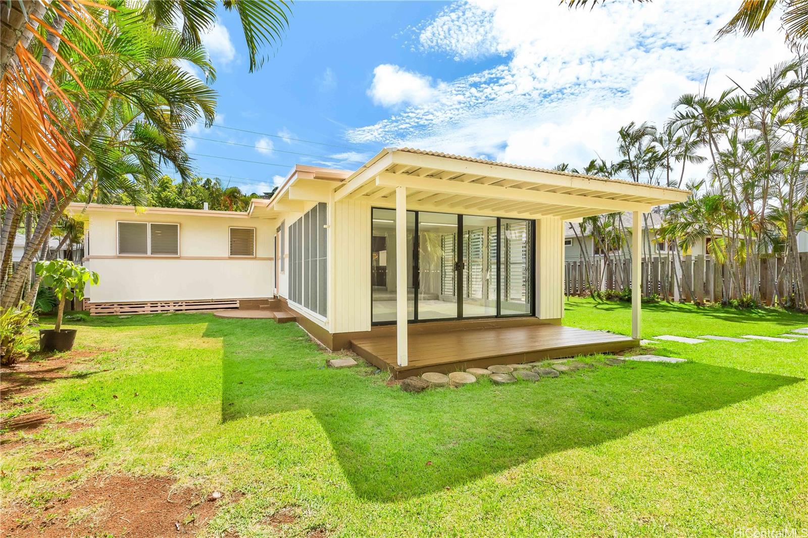 1216  Keolu Drive Enchanted Lake, Kailua home - photo 20 of 25