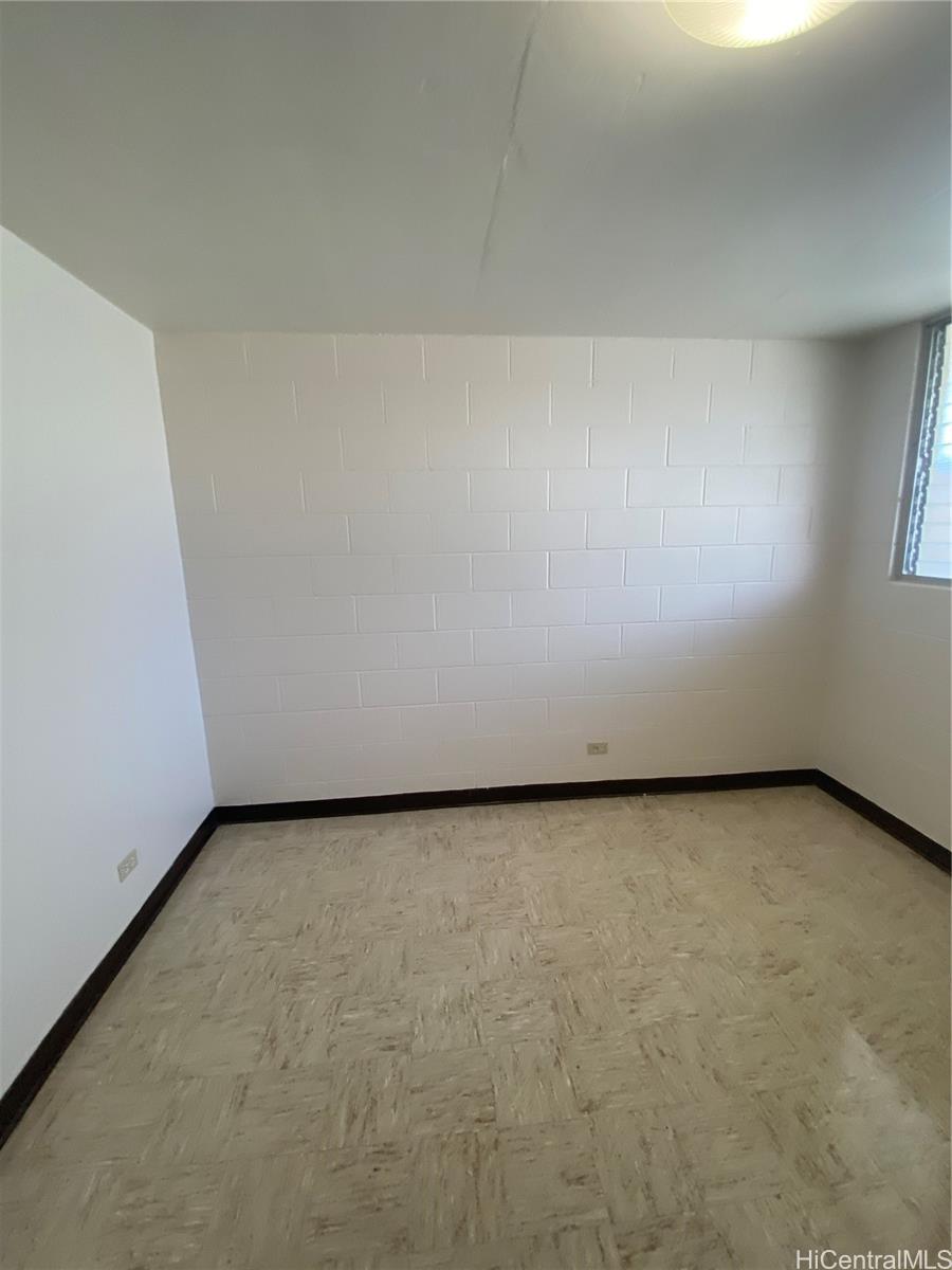 1217 Kamaile Street Honolulu - Rental - photo 11 of 14