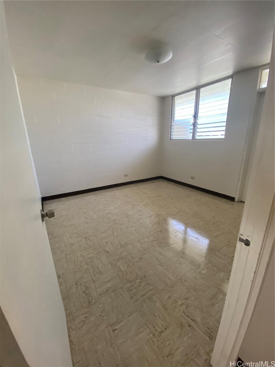 1217 Kamaile Street Honolulu - Rental - photo 7 of 14