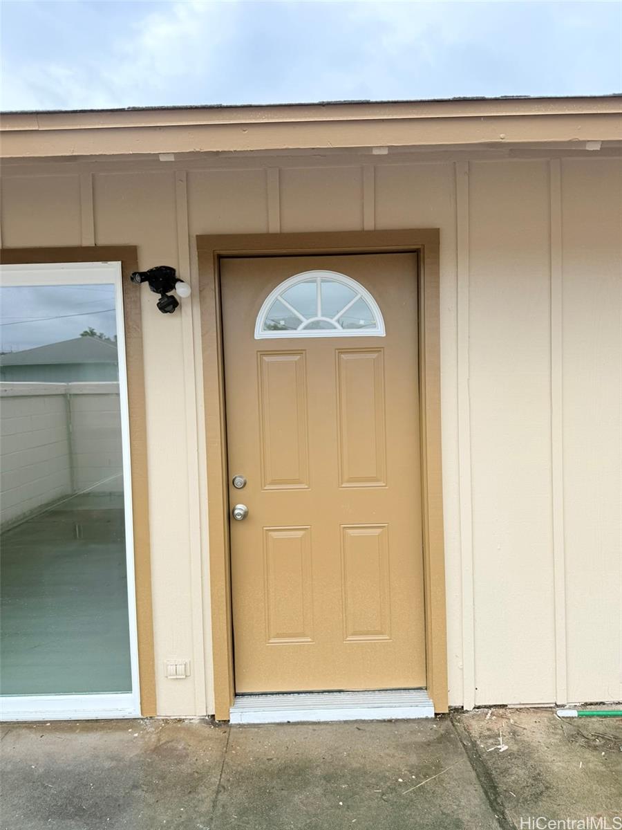 1217 Kuokoa Street Pearl City - Rental - photo 4 of 19