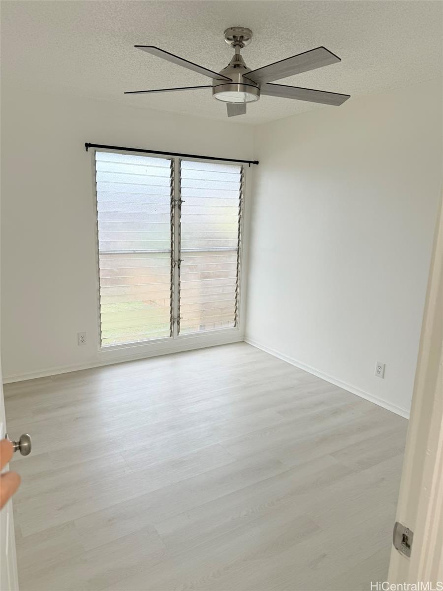 1217 Kuokoa Street Pearl City - Rental - photo 6 of 19