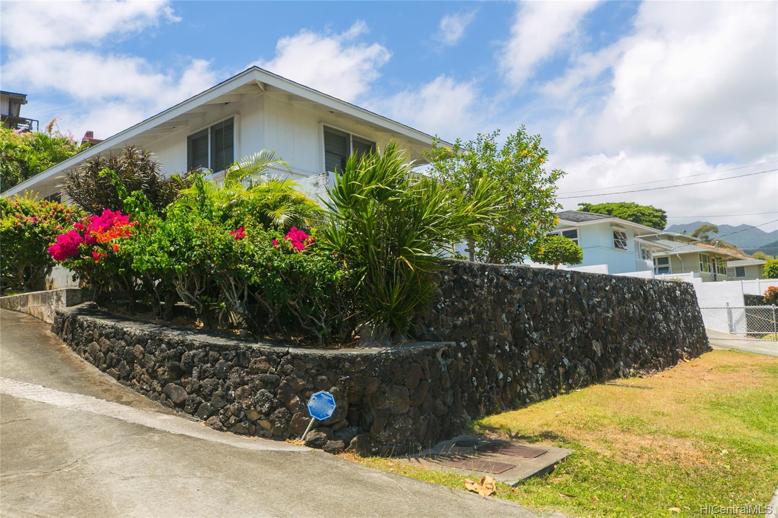 1217  Manulani Street Keolu Hills, Kailua home - photo 25 of 25