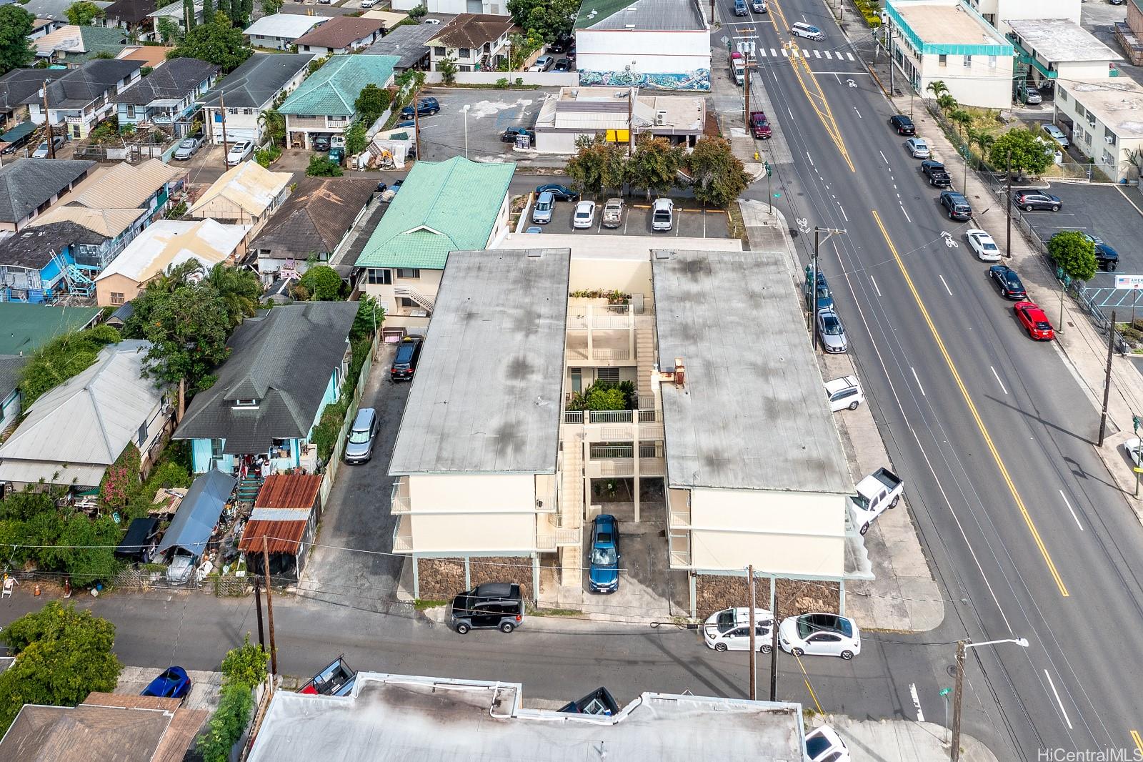 1218 King Street Honolulu Oahu commercial real estate photo3 of 25