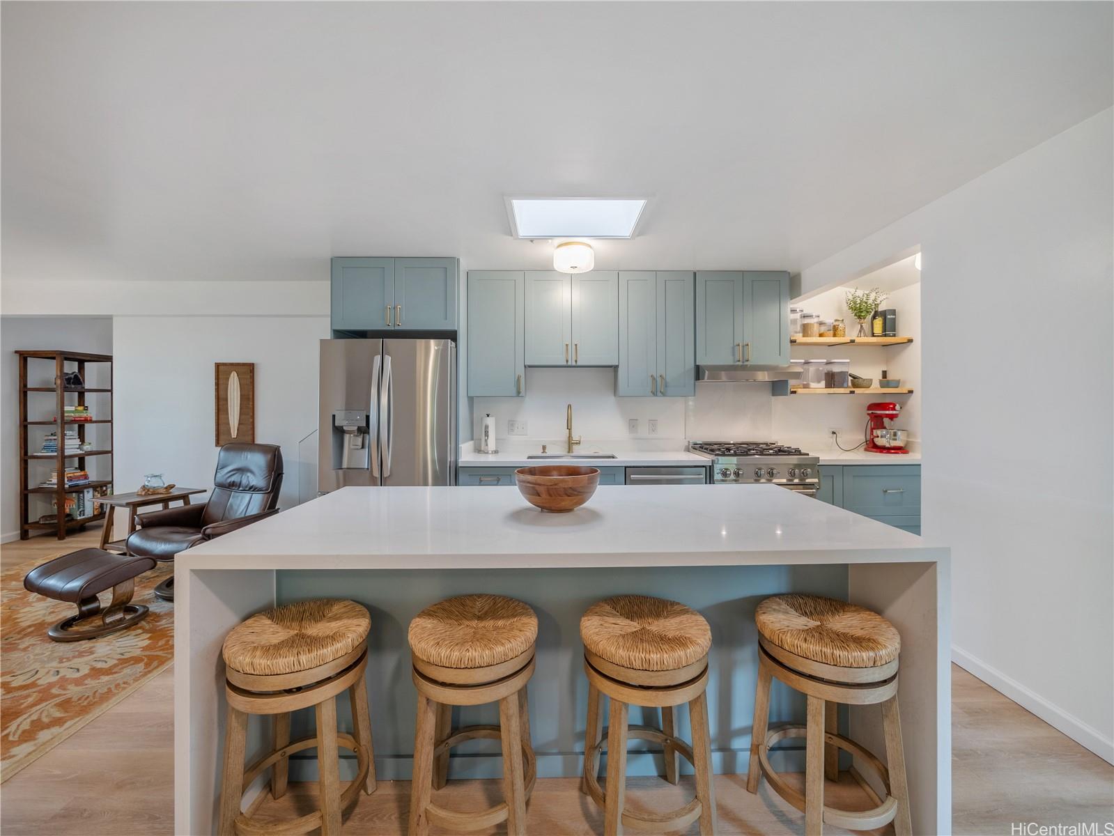 122  Ainoni Street Kalama Tract, Kailua home - photo 6 of 25