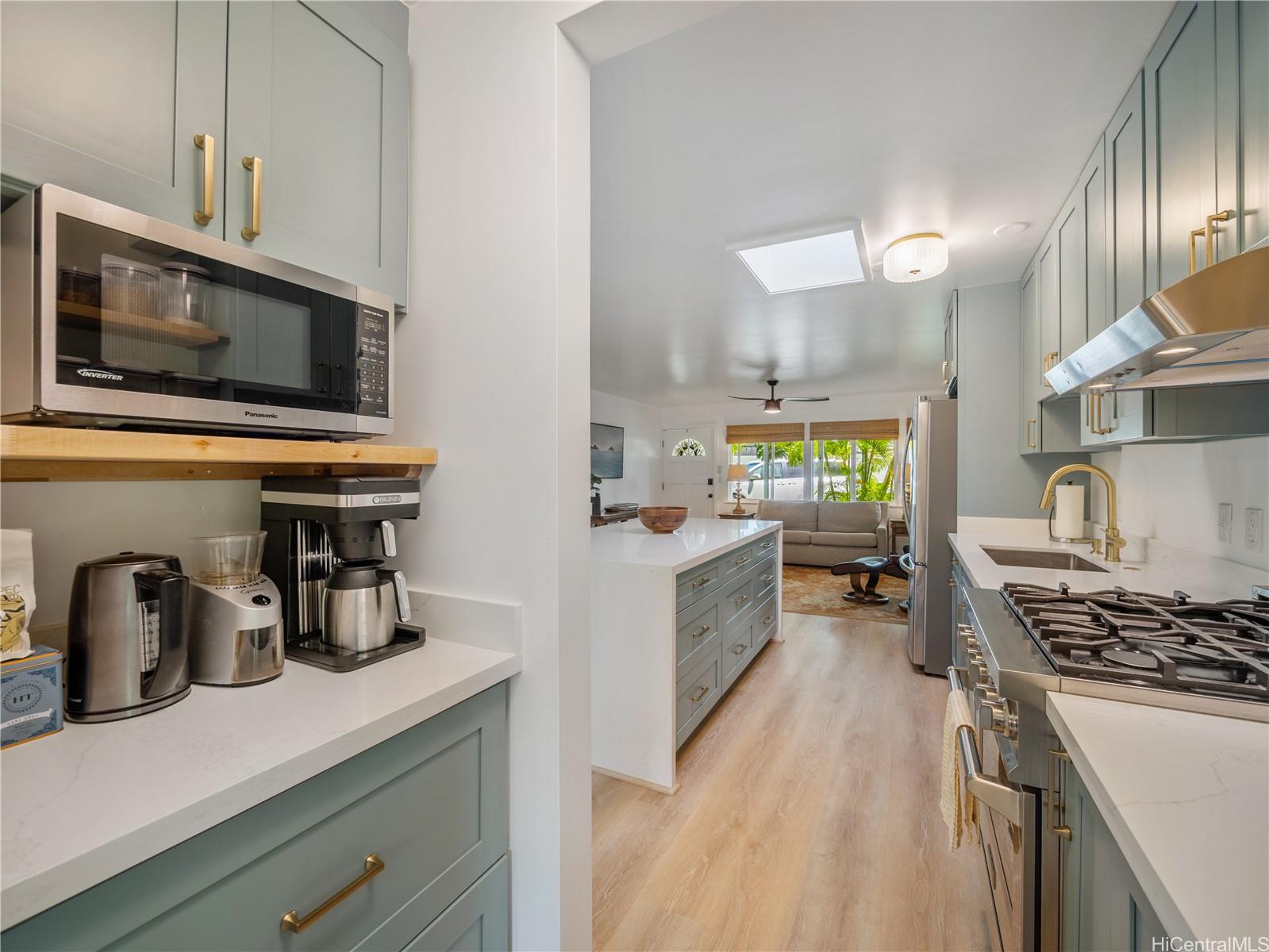 122  Ainoni Street Kalama Tract, Kailua home - photo 10 of 25