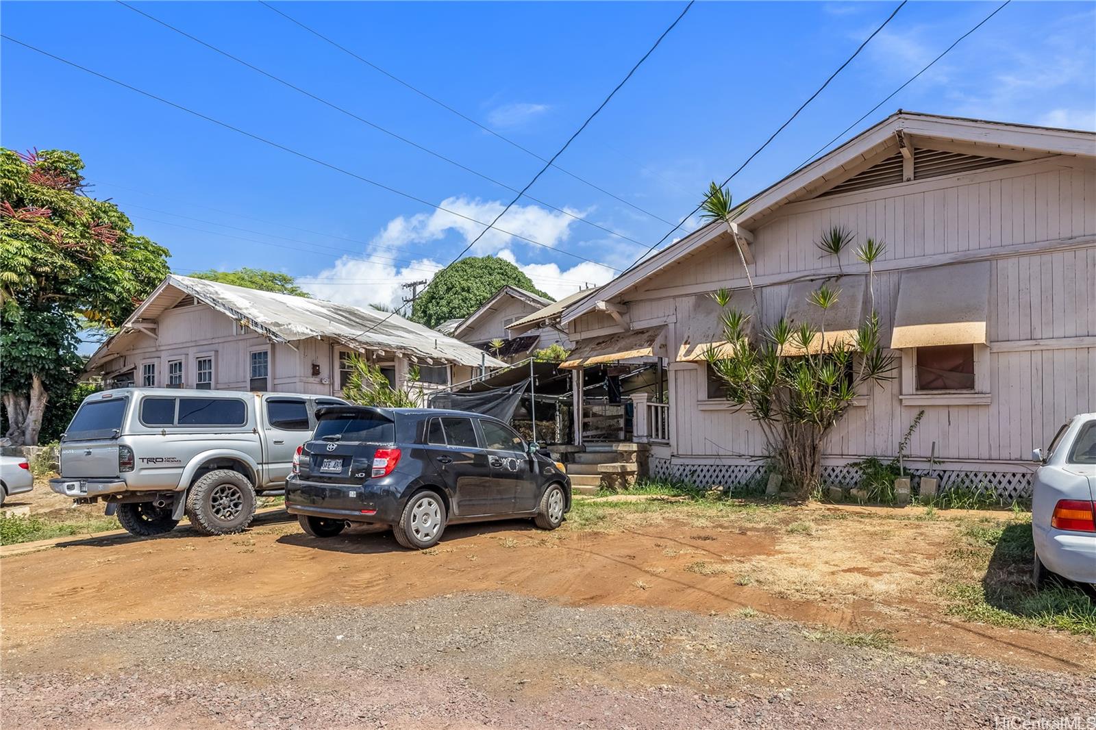 1221 Gulick Ave Honolulu - Multi-family - photo 16 of 18