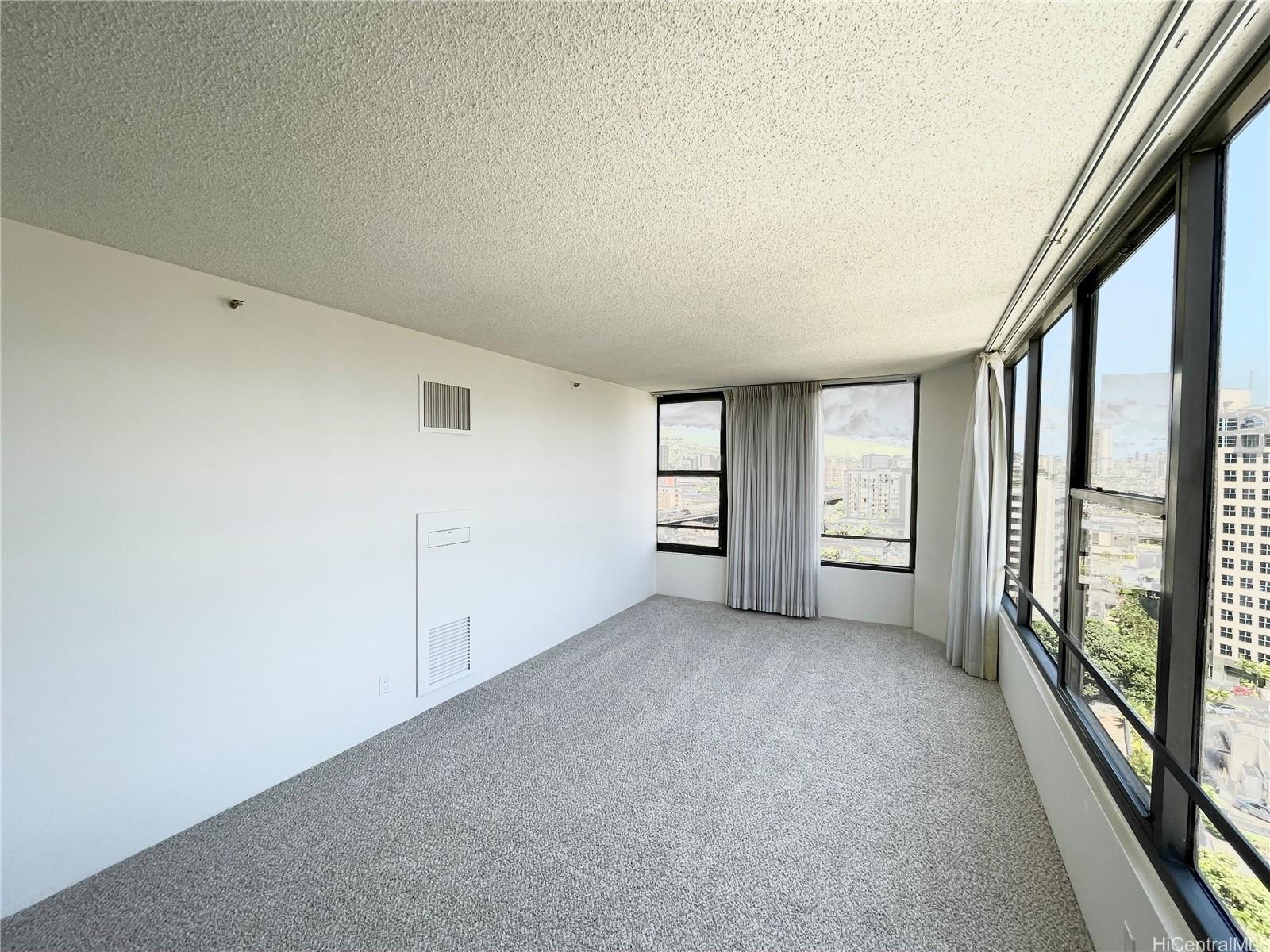 Admiral Thomas Apts condo # 1205, Honolulu, Hawaii - photo 11 of 25