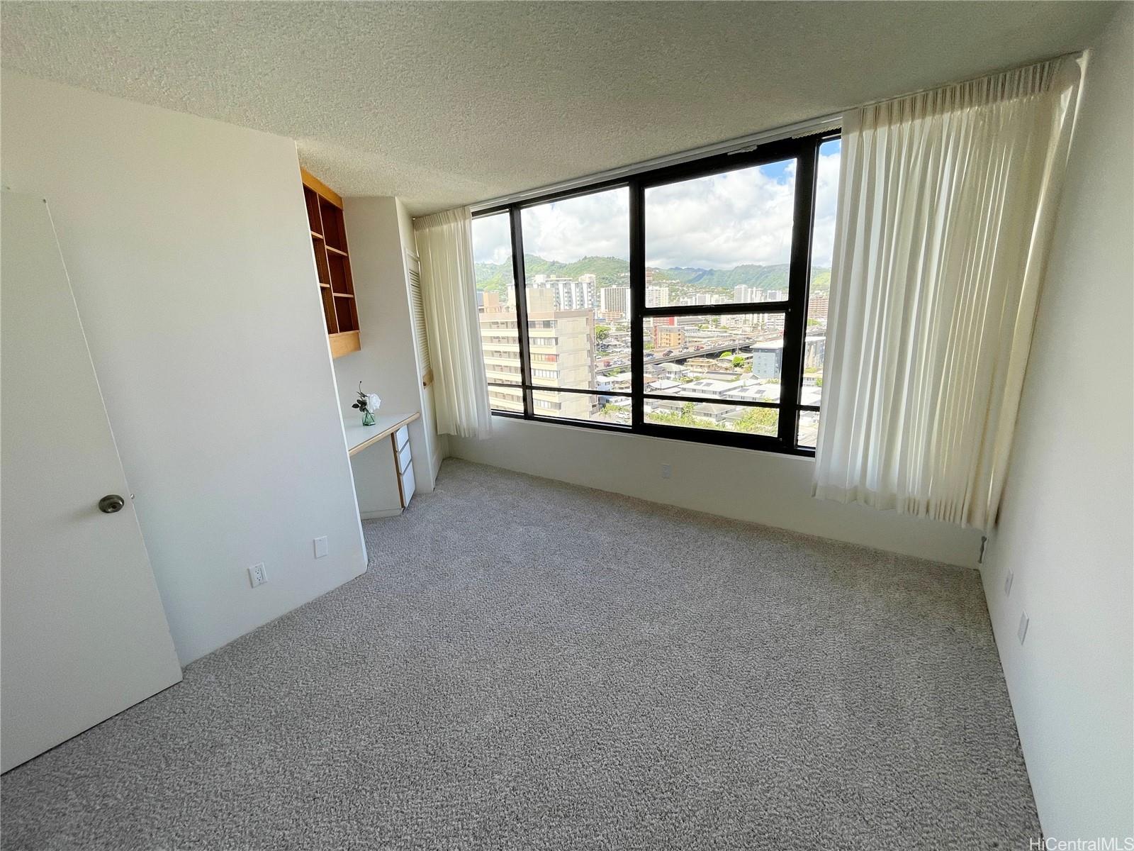 Admiral Thomas Apts condo # 1205, Honolulu, Hawaii - photo 15 of 25