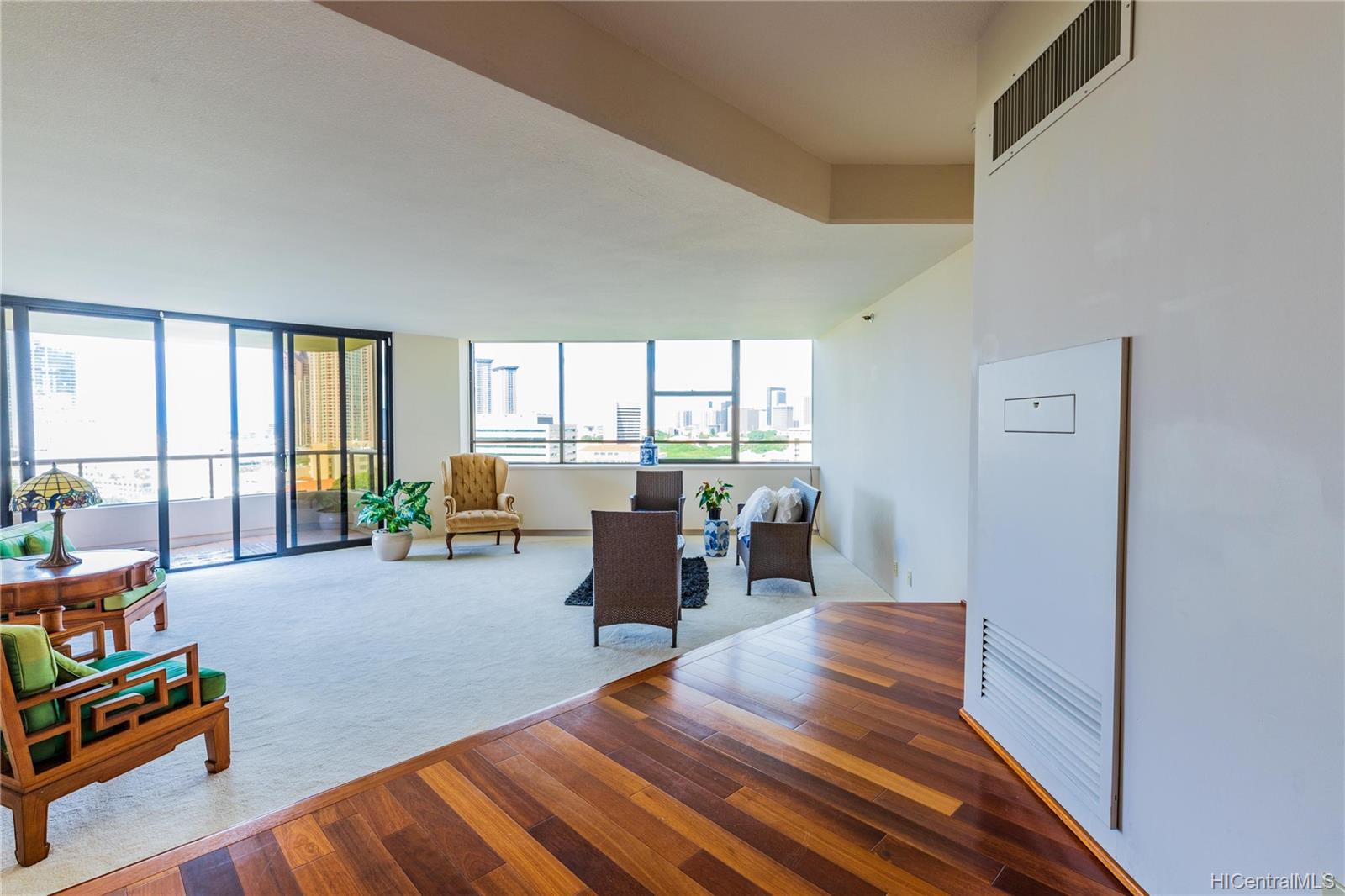 Admiral Thomas Apts 1401, 1221 Victoria Street, Honolulu Makiki