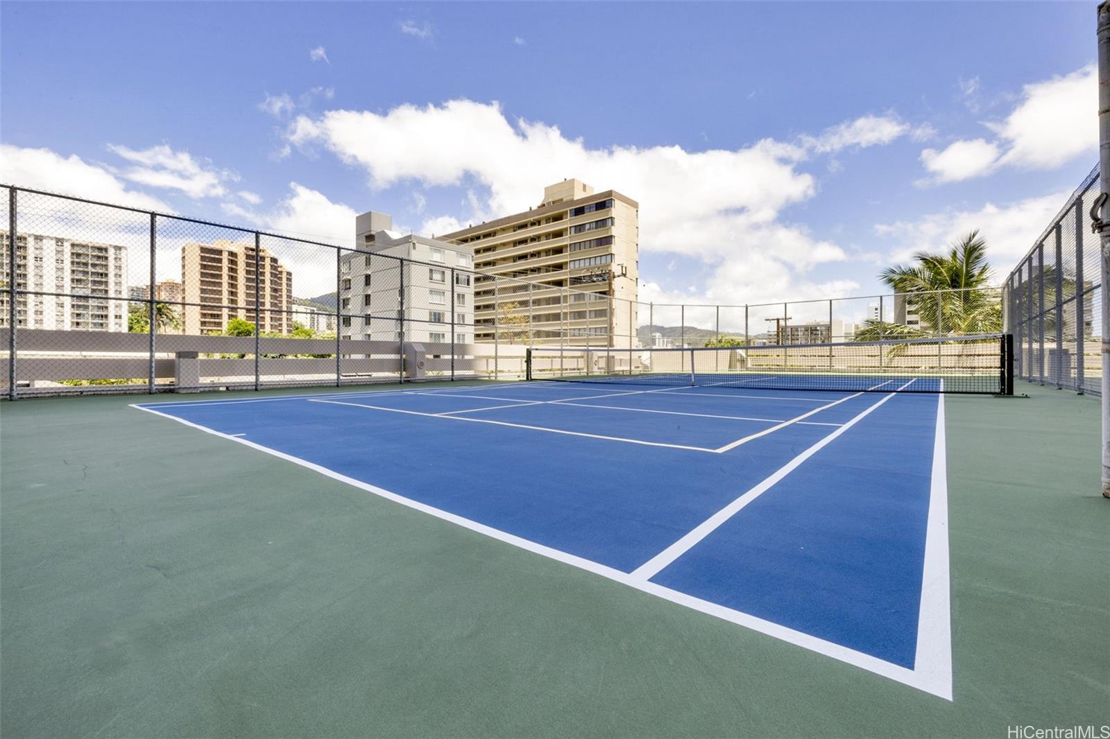 Admiral Thomas Apts condo # 1505, Honolulu, Hawaii - photo 24 of 25