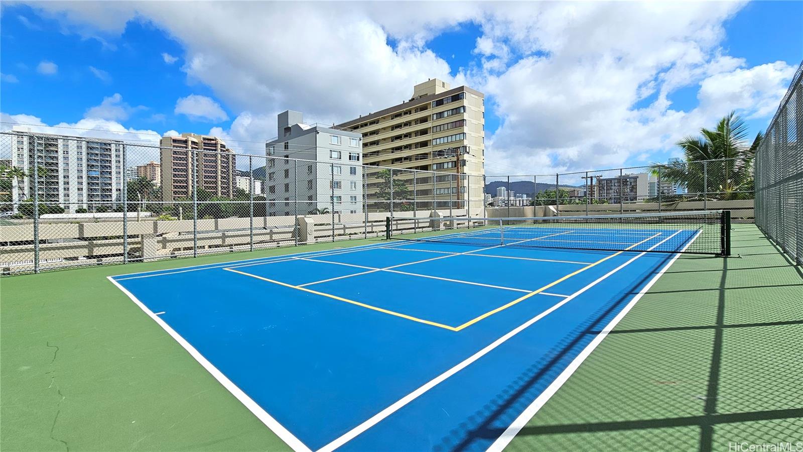 Admiral Thomas Apts condo # 1704, Honolulu, Hawaii - photo 18 of 22