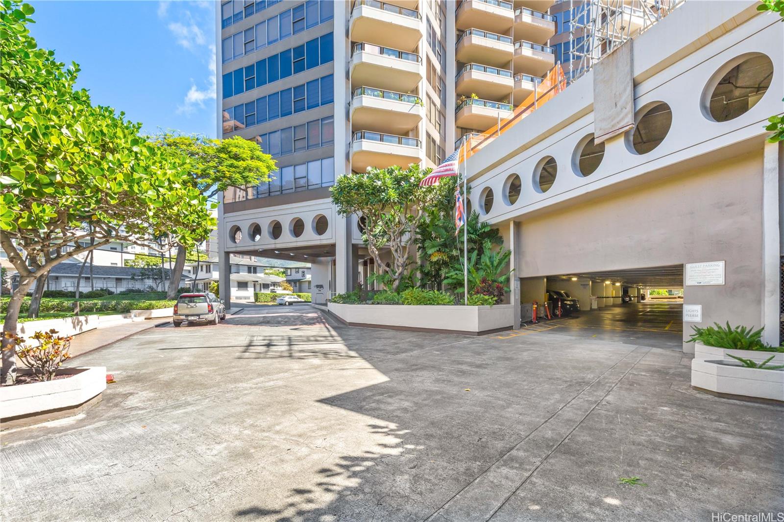 Admiral Thomas Apts condo # 2103, Honolulu, Hawaii - photo 20 of 24