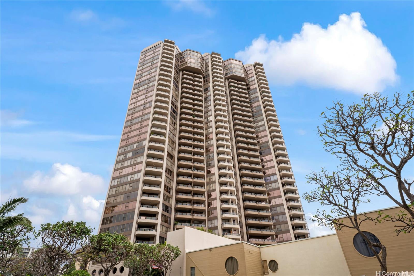 Admiral Thomas Apts condo # 2405, Honolulu, Hawaii - photo 25 of 25