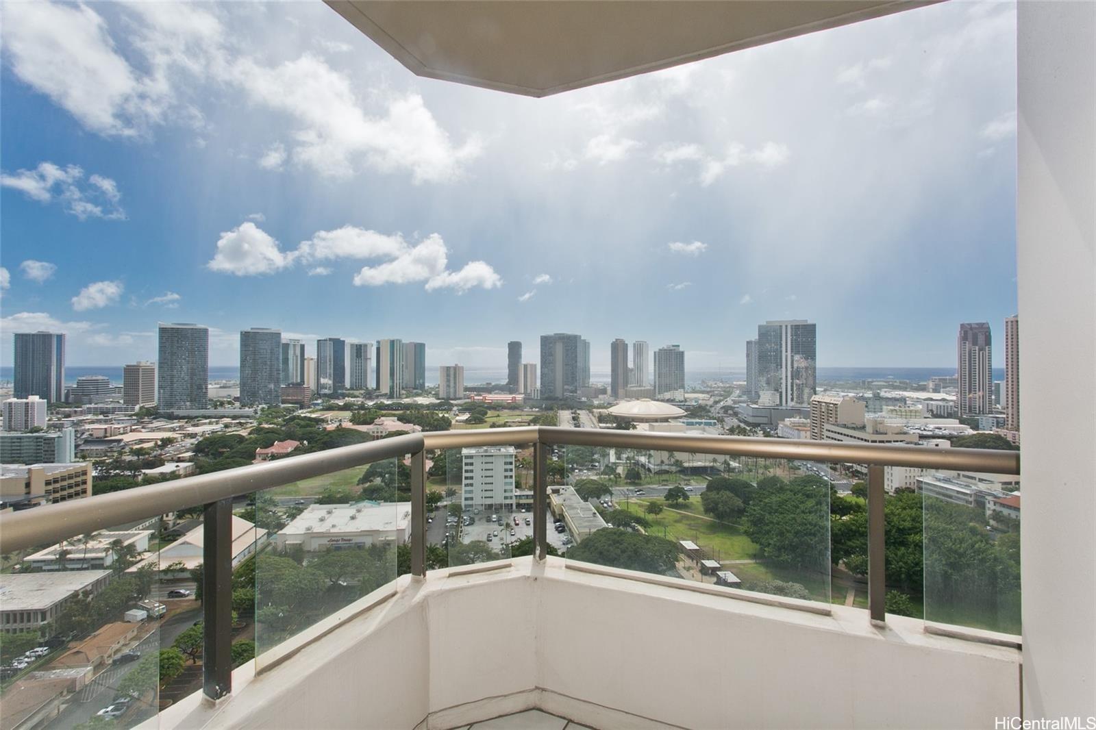 Admiral Thomas Apts condo # 2604, Honolulu, Hawaii - photo 17 of 25