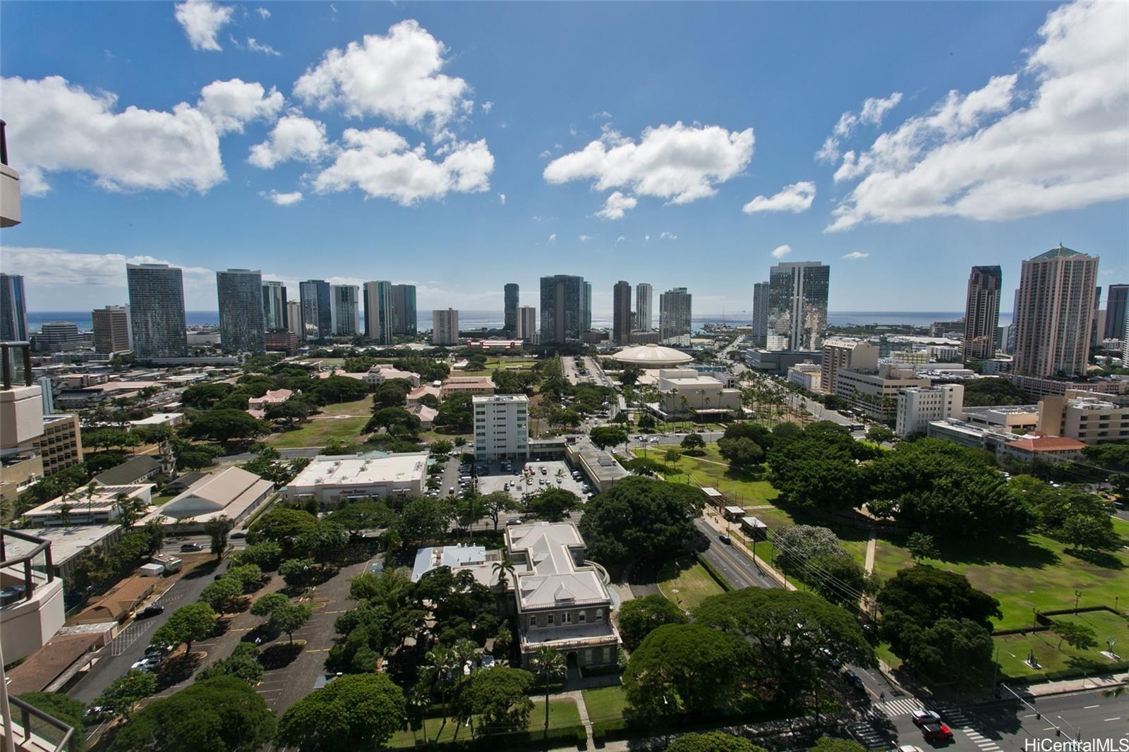 Admiral Thomas Apts condo # 2604, Honolulu, Hawaii - photo 3 of 25