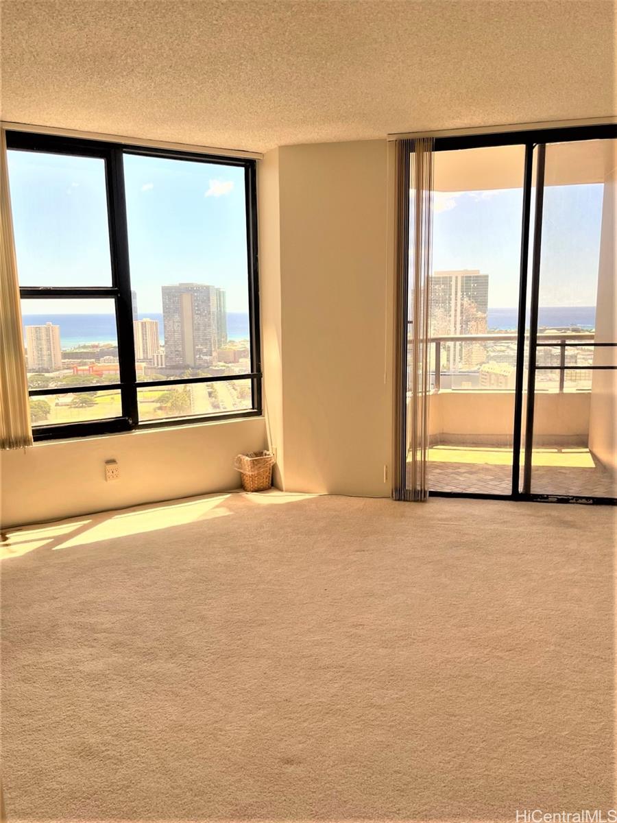 1221 Victoria Street Honolulu - Rental - photo 5 of 7