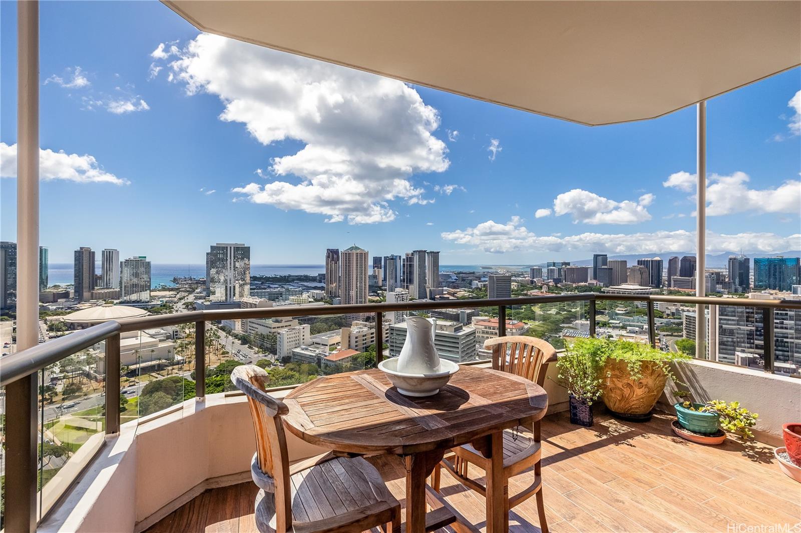 ADMIRAL THOMAS APTS PH2, 1221 Victoria Street, Honolulu Makiki Area