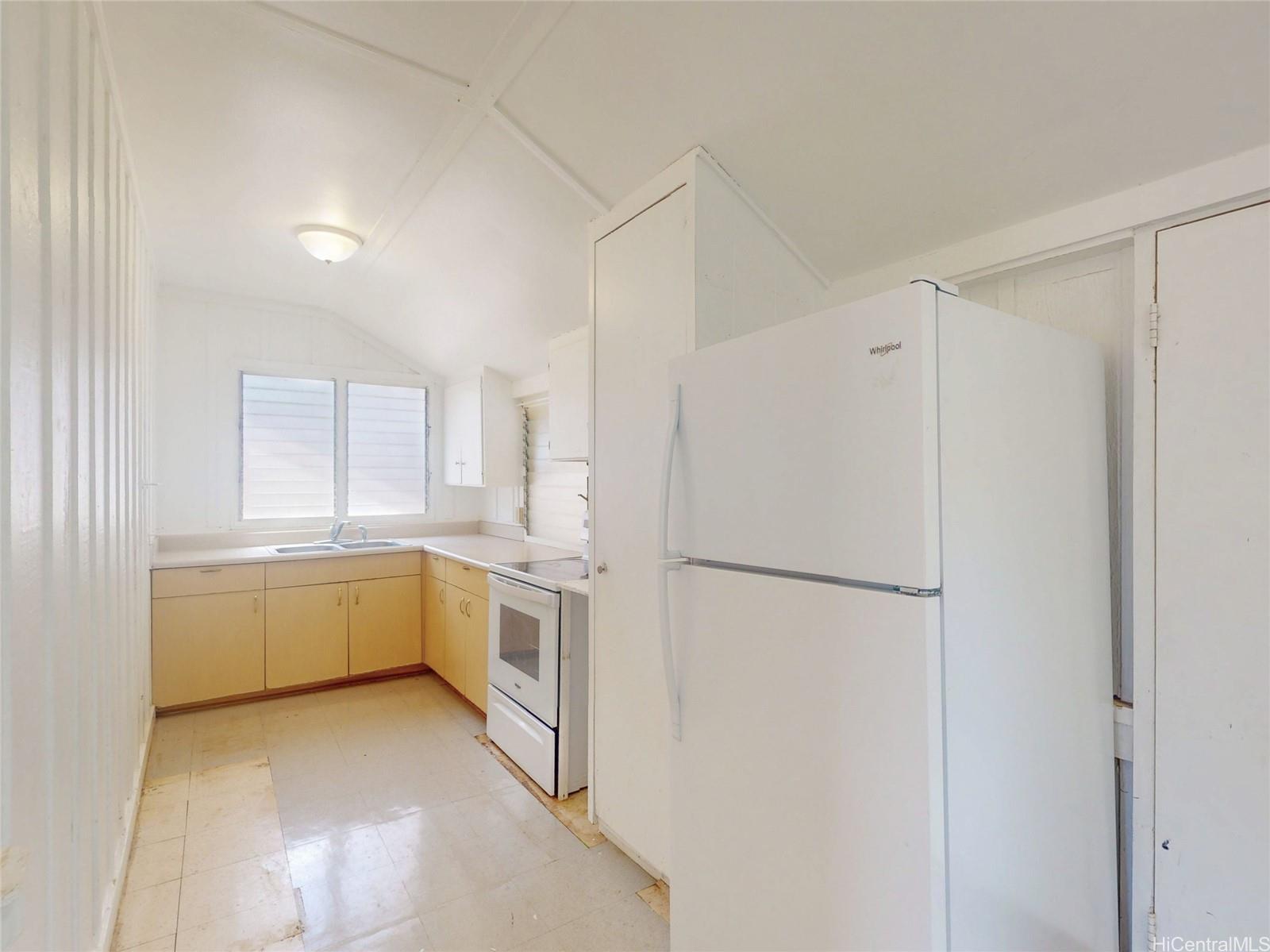 1222 15th Ave Honolulu - Multi-family - photo 8 of 22