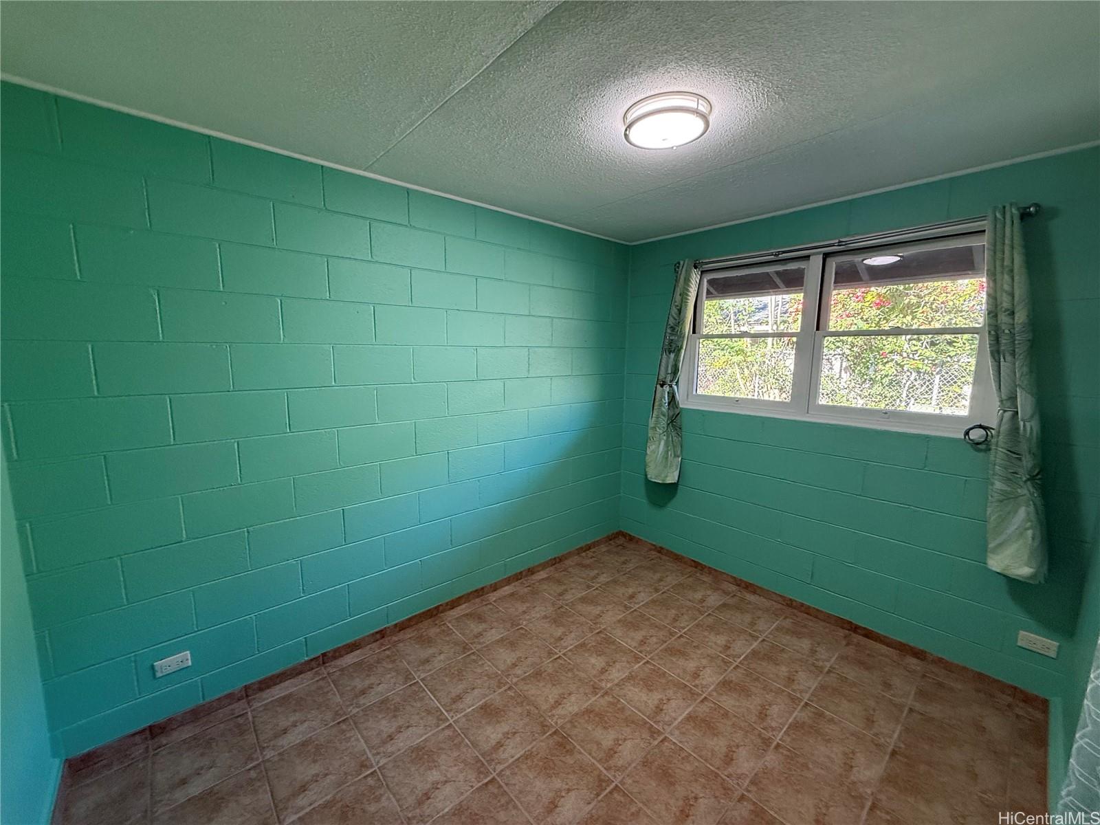 1223  Neal Ave Wahiawa Park, Central home - photo 15 of 25