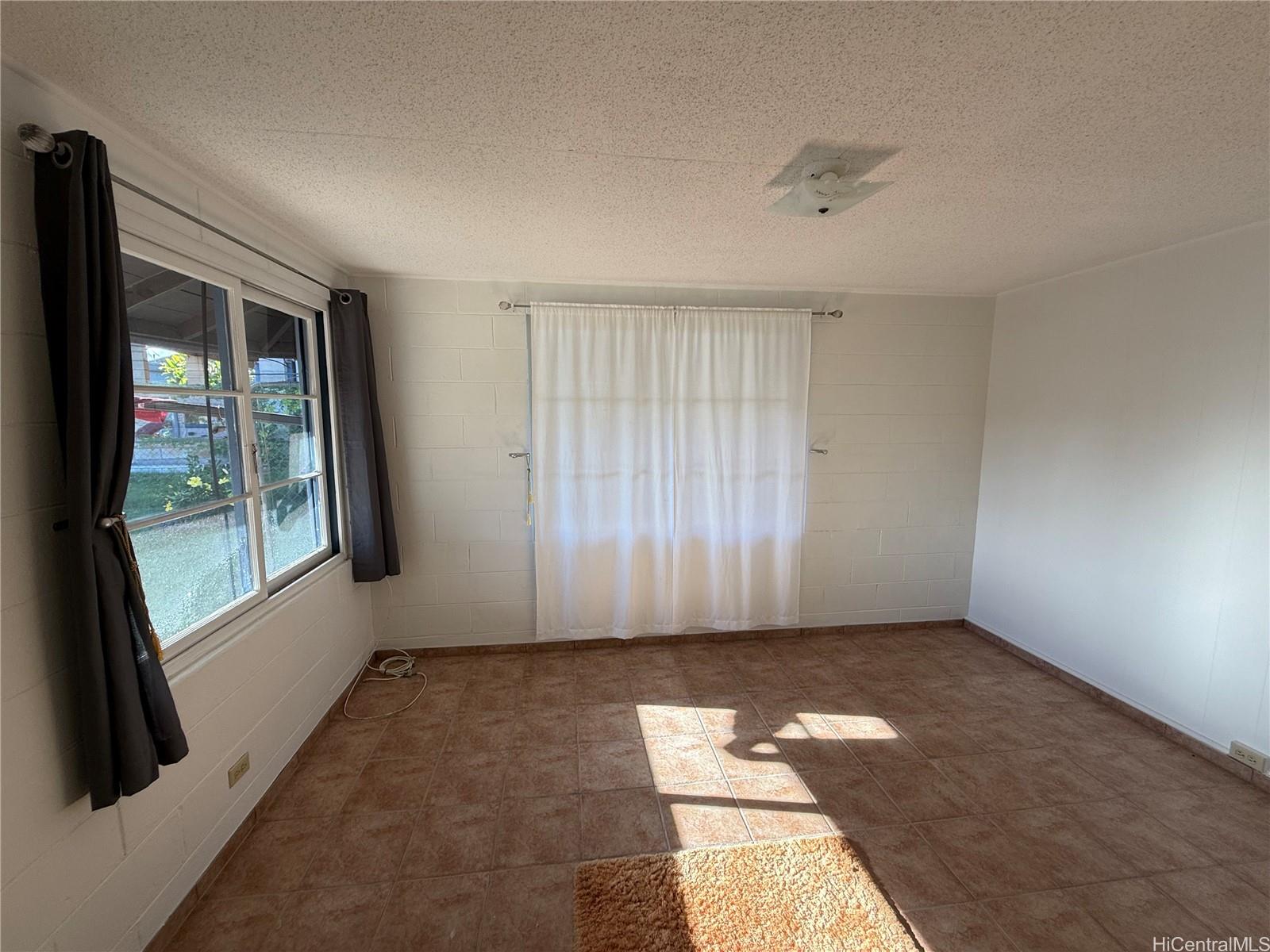 1223  Neal Ave Wahiawa Park, Central home - photo 8 of 25