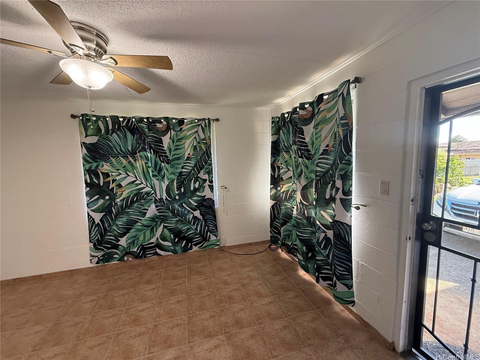 1223  Neal Ave Wahiawa Park, Central home - photo 9 of 25