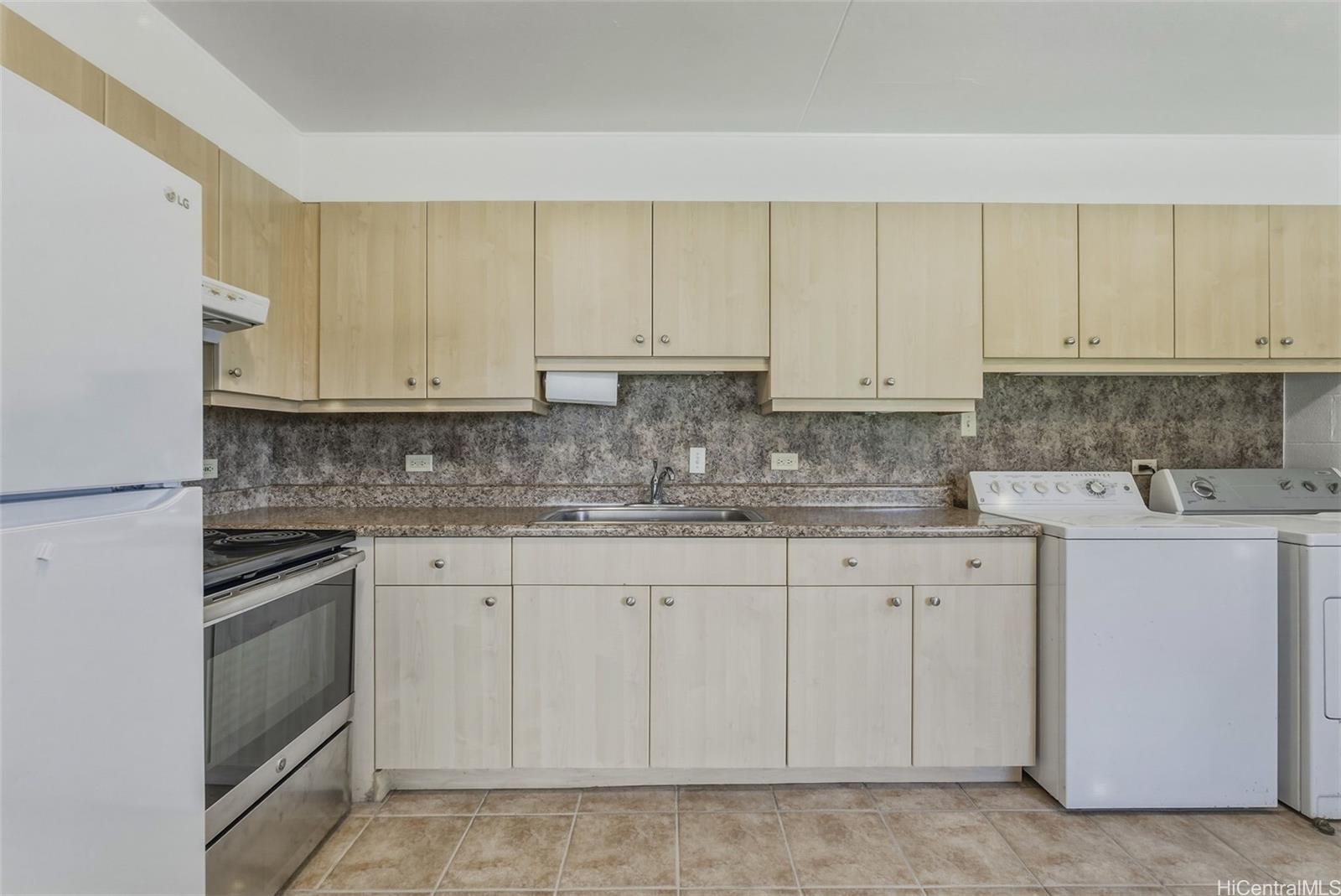 1223  Neal Ave Wahiawa Park, Central home - photo 14 of 25