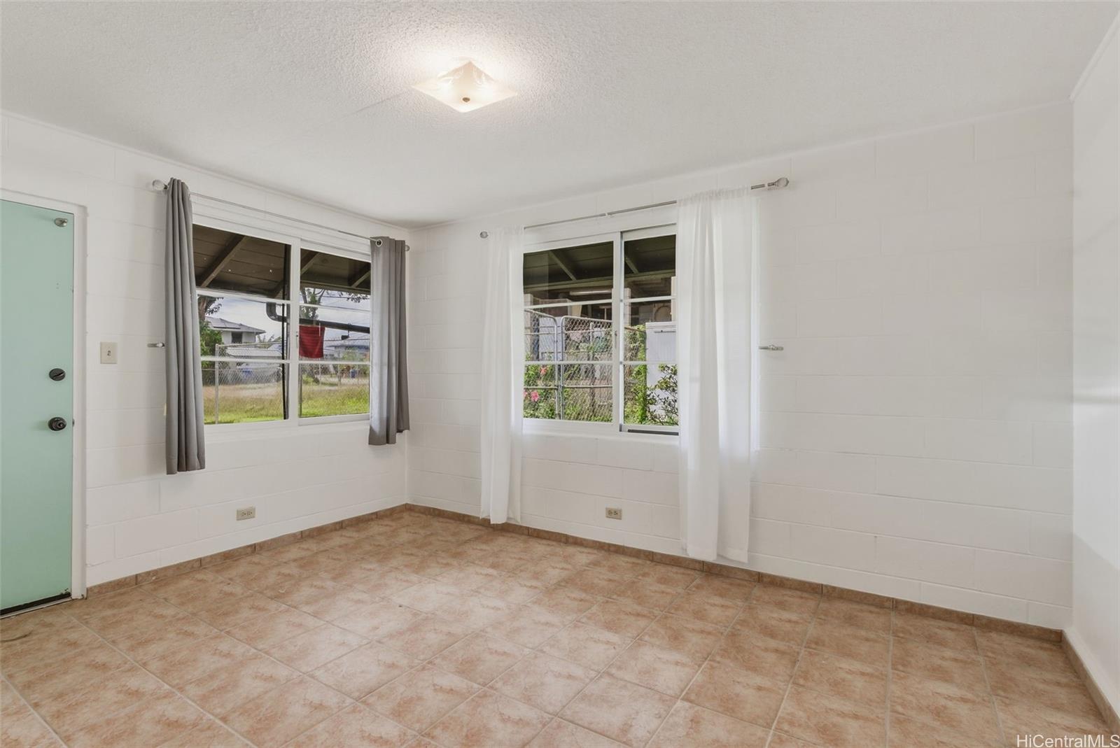 1223  Neal Ave Wahiawa Park, Central home - photo 15 of 25