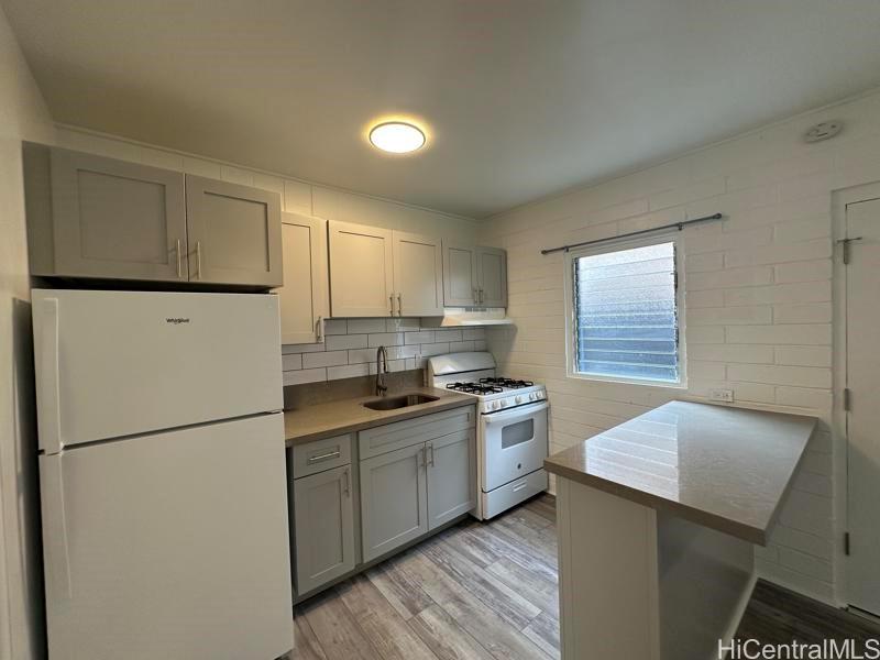 1223 Wilder Ave Honolulu - Multi-family - photo 19 of 25