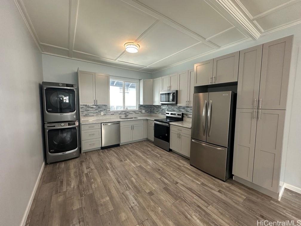 1223 Wilder Ave Honolulu - Multi-family - photo 8 of 25