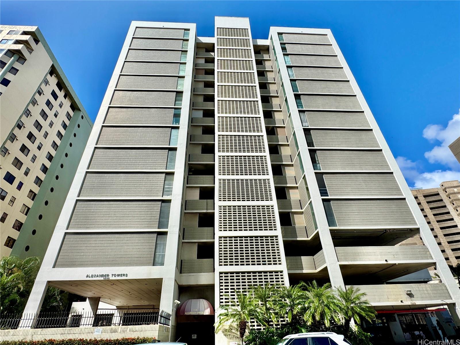 Alexander Towers condo # 1502, Honolulu, Hawaii - photo 14 of 14