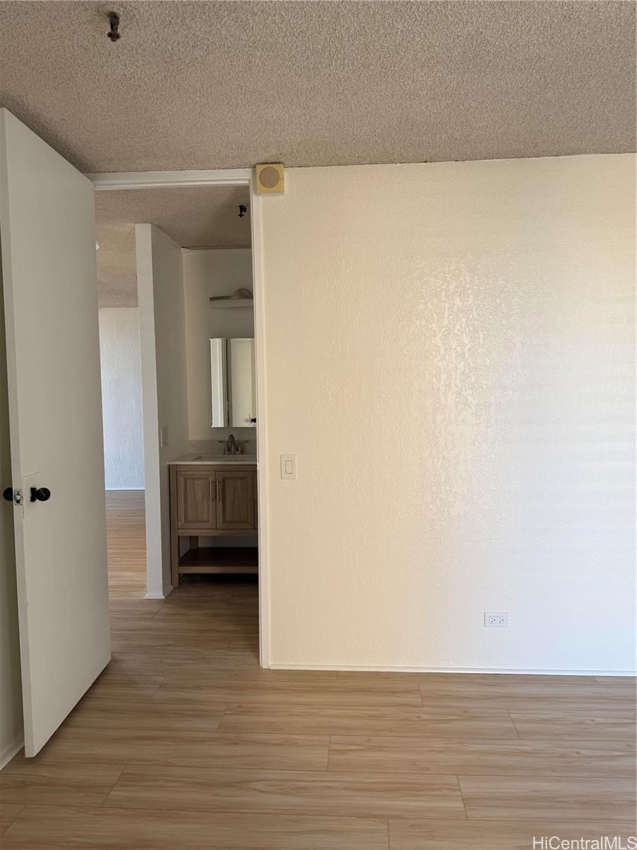 Alexander Towers condo # 505, Honolulu, Hawaii - photo 20 of 24