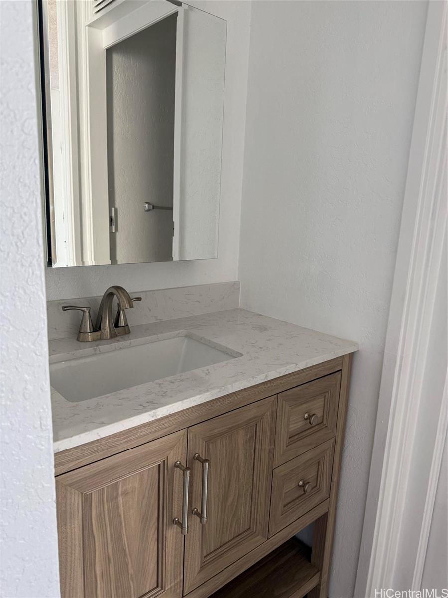 Alexander Towers condo # 505, Honolulu, Hawaii - photo 21 of 24