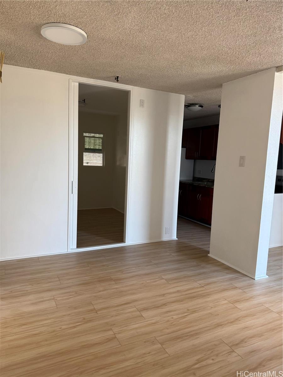 Alexander Towers condo # 505, Honolulu, Hawaii - photo 4 of 24