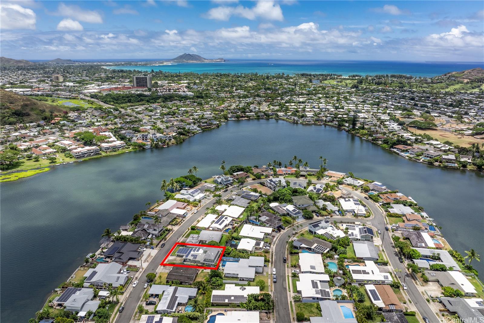 1226  Kahili Street Enchanted Lake, Kailua home - photo 21 of 24