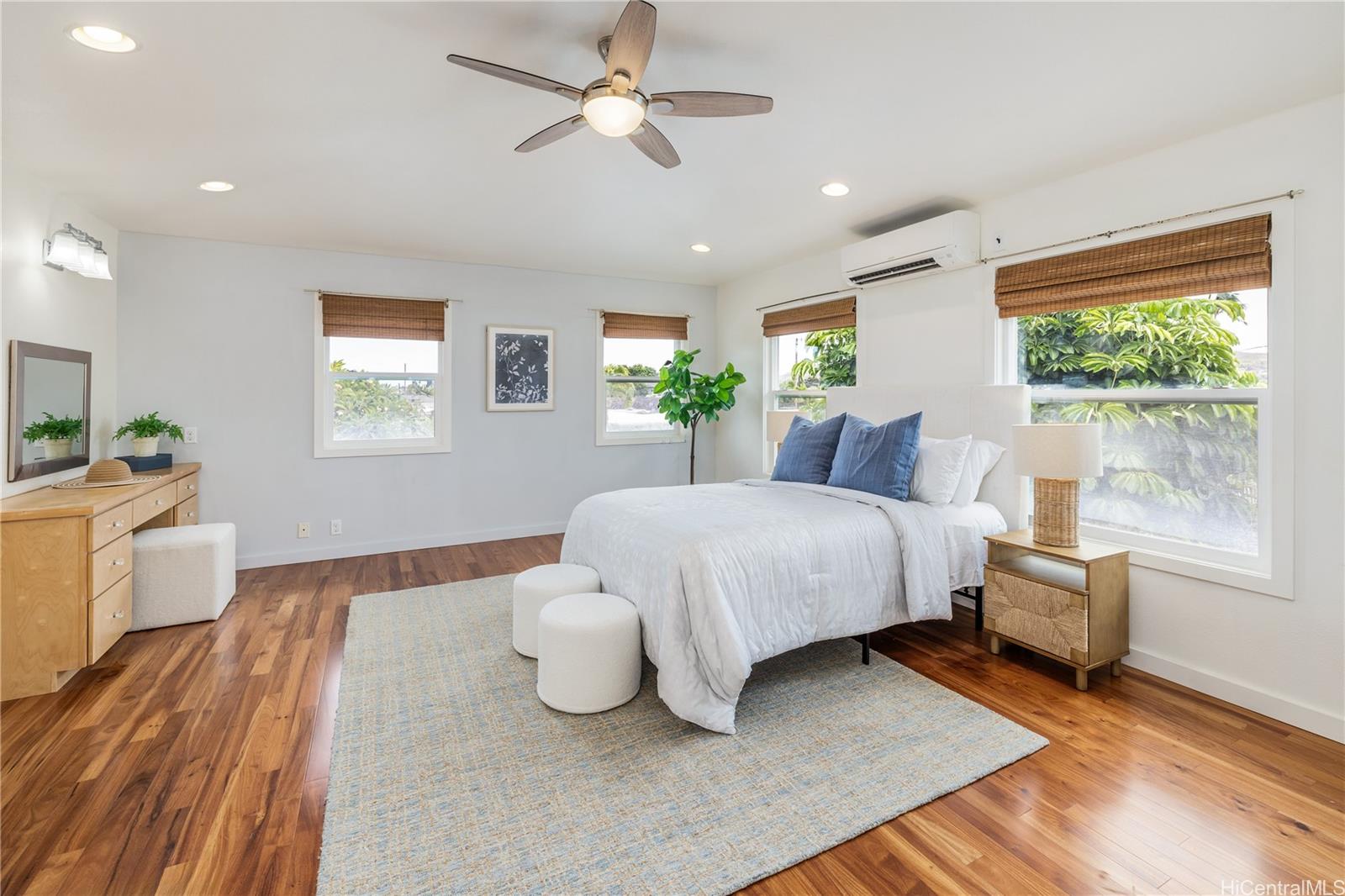1226  Kahili Street Enchanted Lake, Kailua home - photo 5 of 24