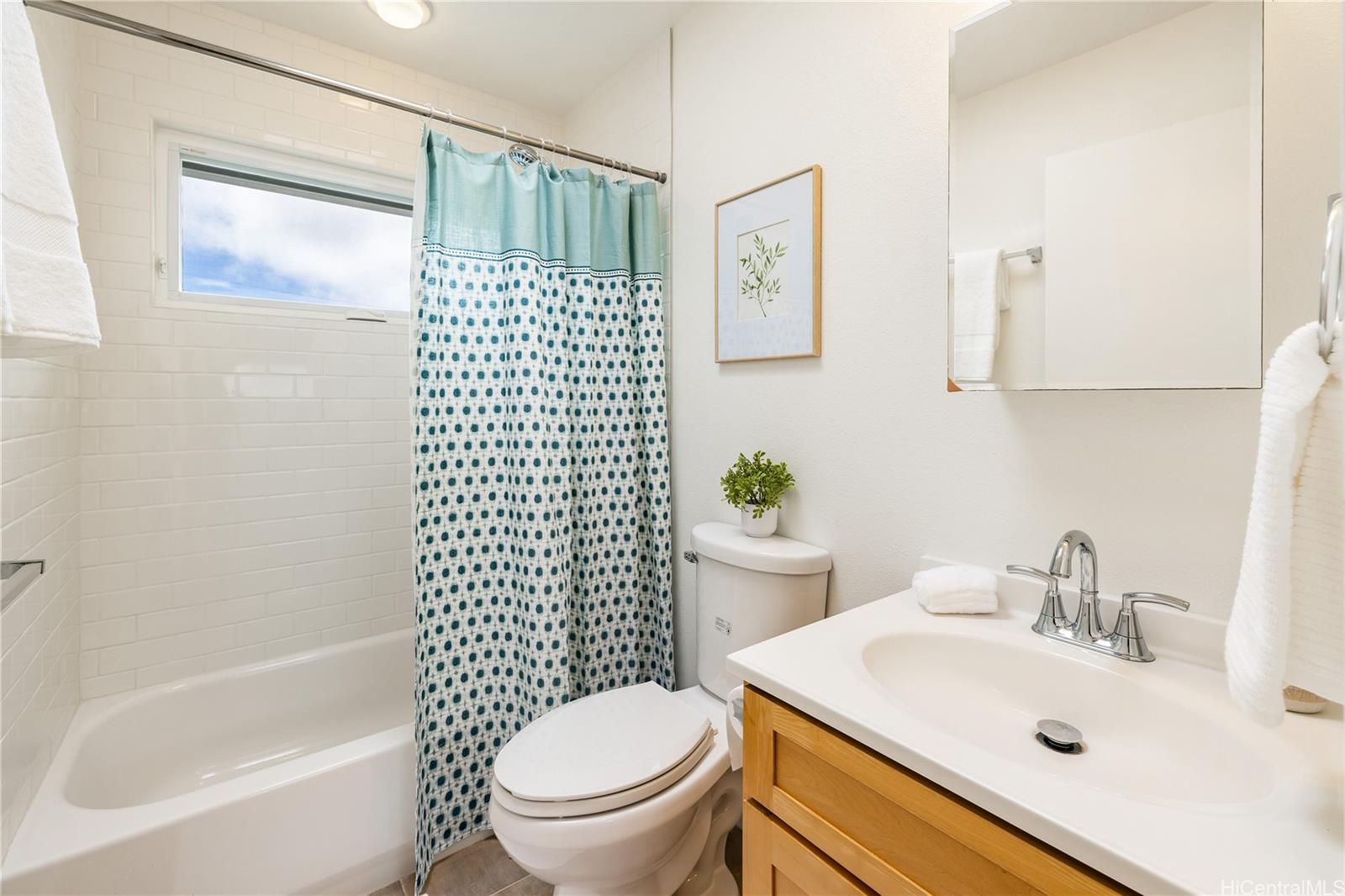 1226  Kahili Street Enchanted Lake, Kailua home - photo 10 of 24